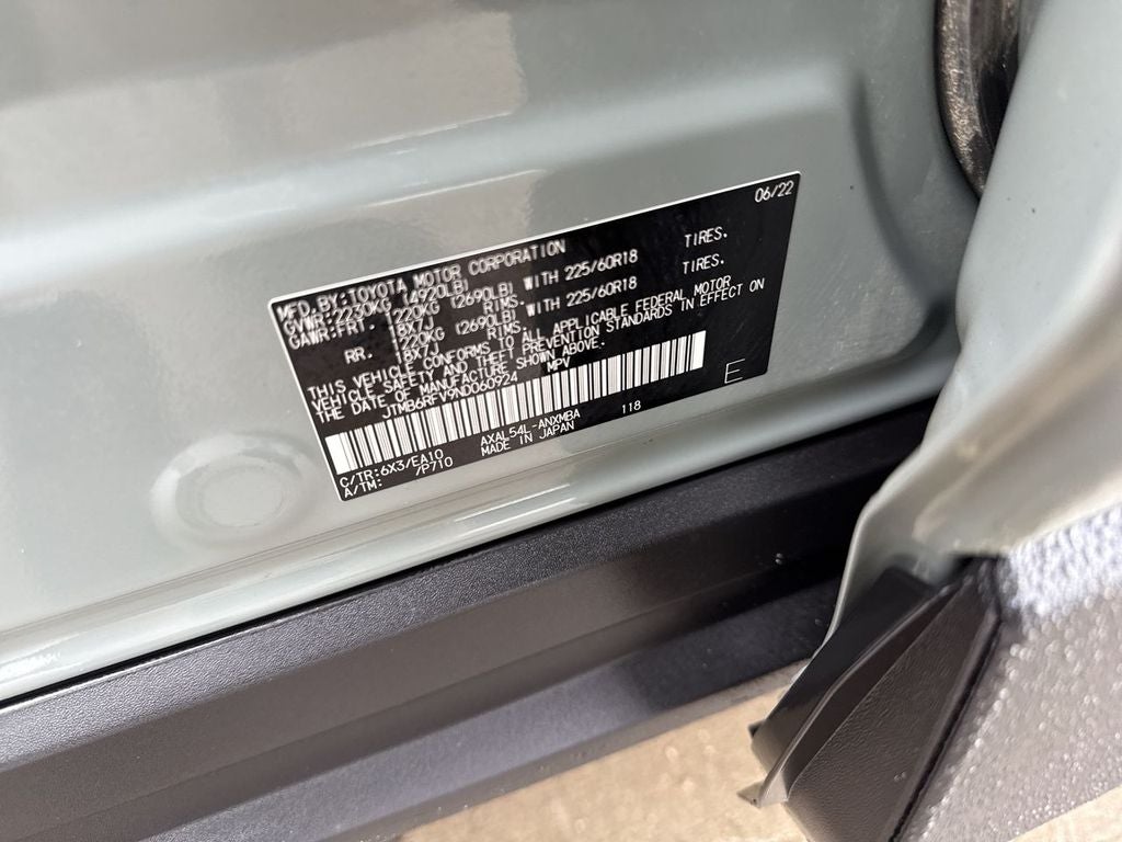 2022 Toyota RAV4 Hybrid XLE Premium