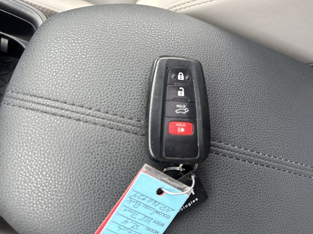 2022 Toyota RAV4 Hybrid XLE Premium