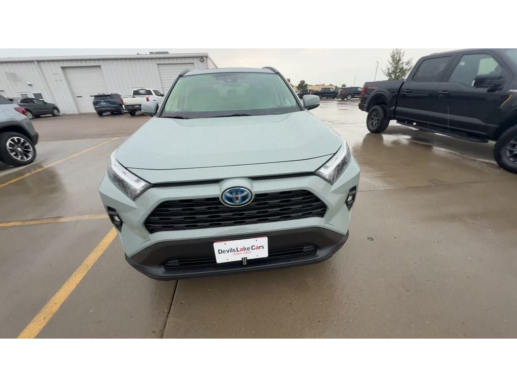 2022 Toyota RAV4 Hybrid XLE Premium