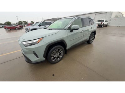 2022 Toyota RAV4 Hybrid XLE Premium