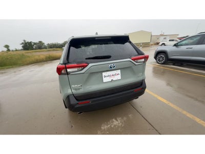 2022 Toyota RAV4 Hybrid XLE Premium