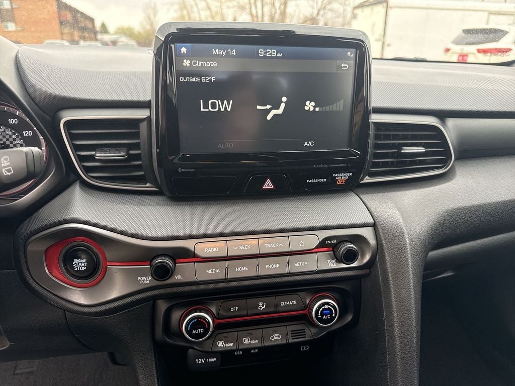 2020 Hyundai Veloster 2.0 Premium