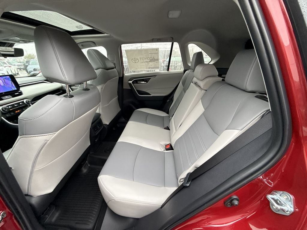 2025 Toyota RAV4 XLE Premium