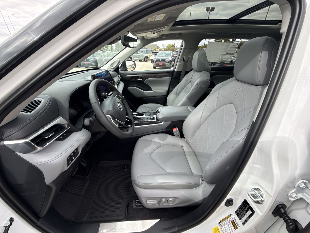 2026 Toyota Highlander Platinum