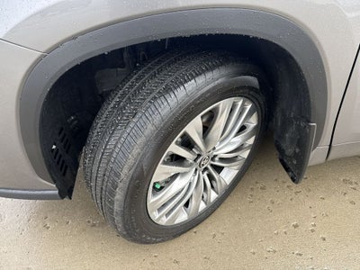 2026 Toyota Highlander Platinum