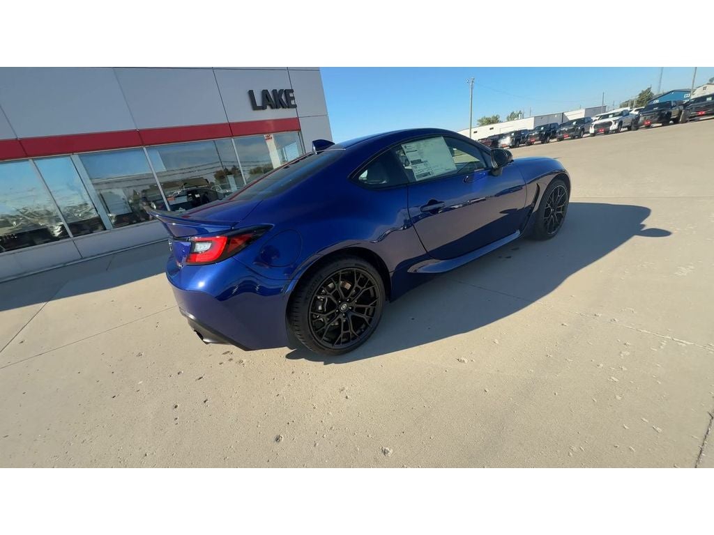 2026 Toyota GR86 Premium MT