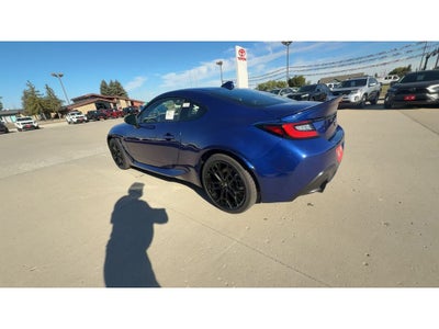 2026 Toyota GR86 Premium MT