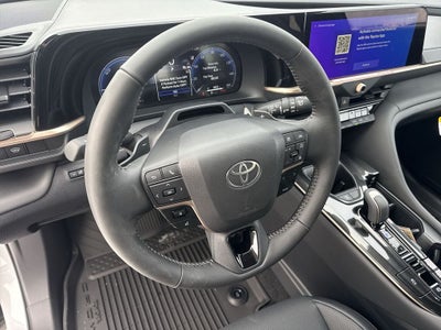 2025 Toyota Toyota Crown Signia Limited