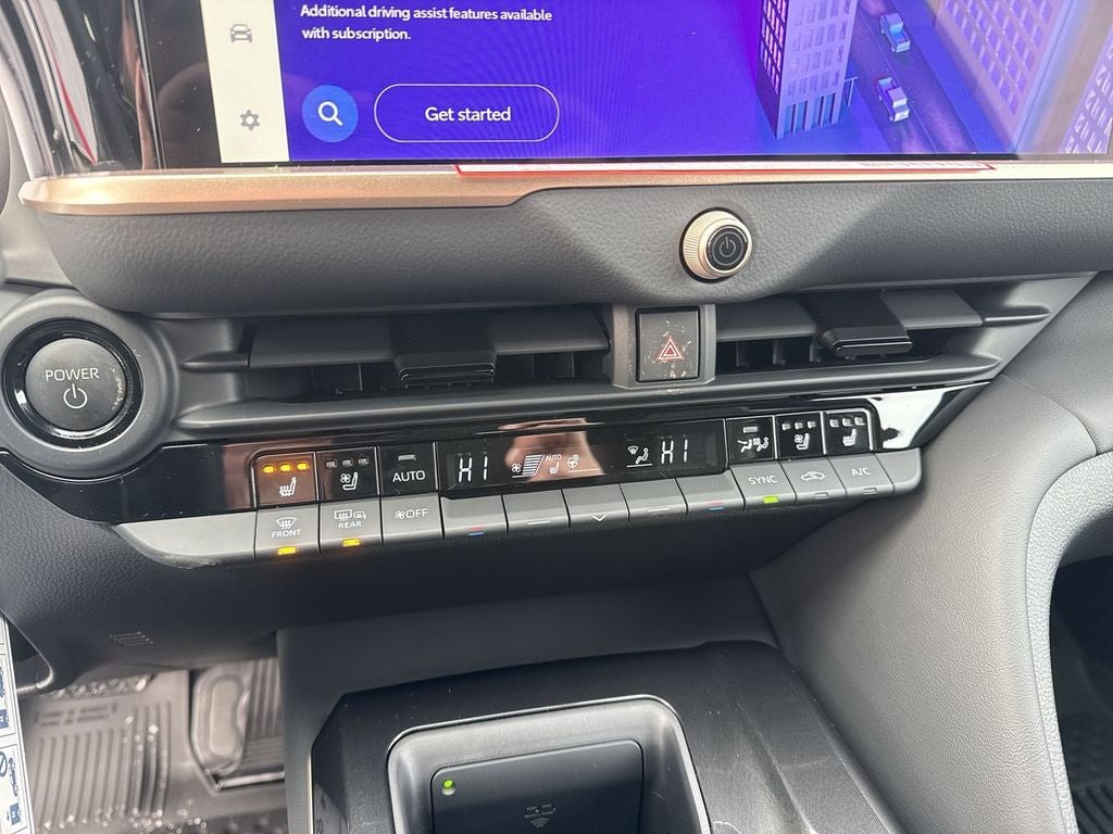 2025 Toyota Toyota Crown Signia Limited