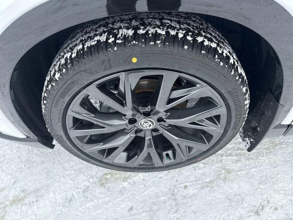 2025 Toyota Toyota Crown Signia Limited