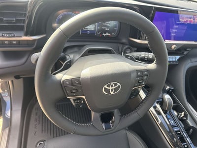 2026 Toyota Toyota Crown Signia Limited